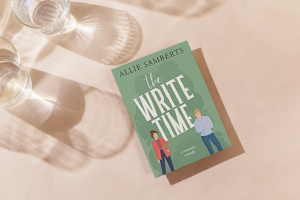 Read more about the article Interview with Allie Samberts, author of The Write Time